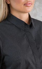 Blouse NOVITA 1365 chernyj v goroshek