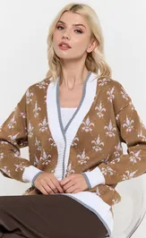 Sweter Newvay 7232-14100 karamelnyj kofe/bel/stalnoj/bel
