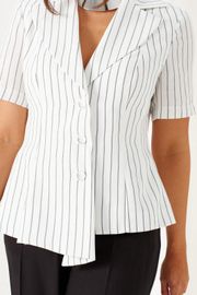 Костюм Beautiful & Free арт. 6445 бело-черный