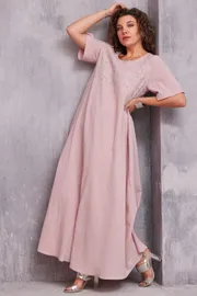 Sukienka BegiModa #1049 pylnaya roza