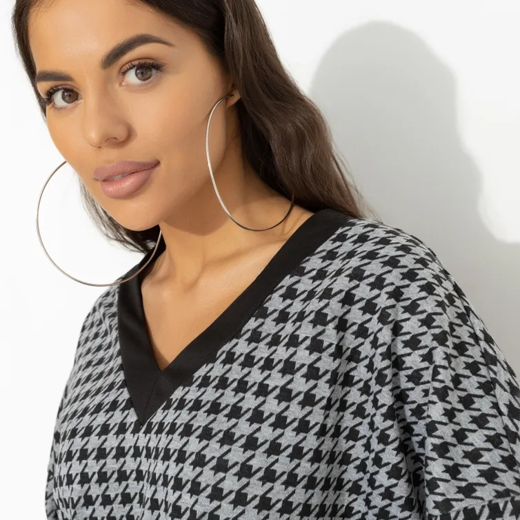 Bluza CHARUTTI #Vesma izyashhna (black)
