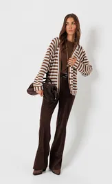 Sweter Люше 4467 korichnevyj
