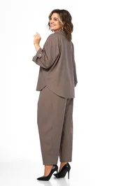 Suit Ольга Стиль S1044 korichnevyj