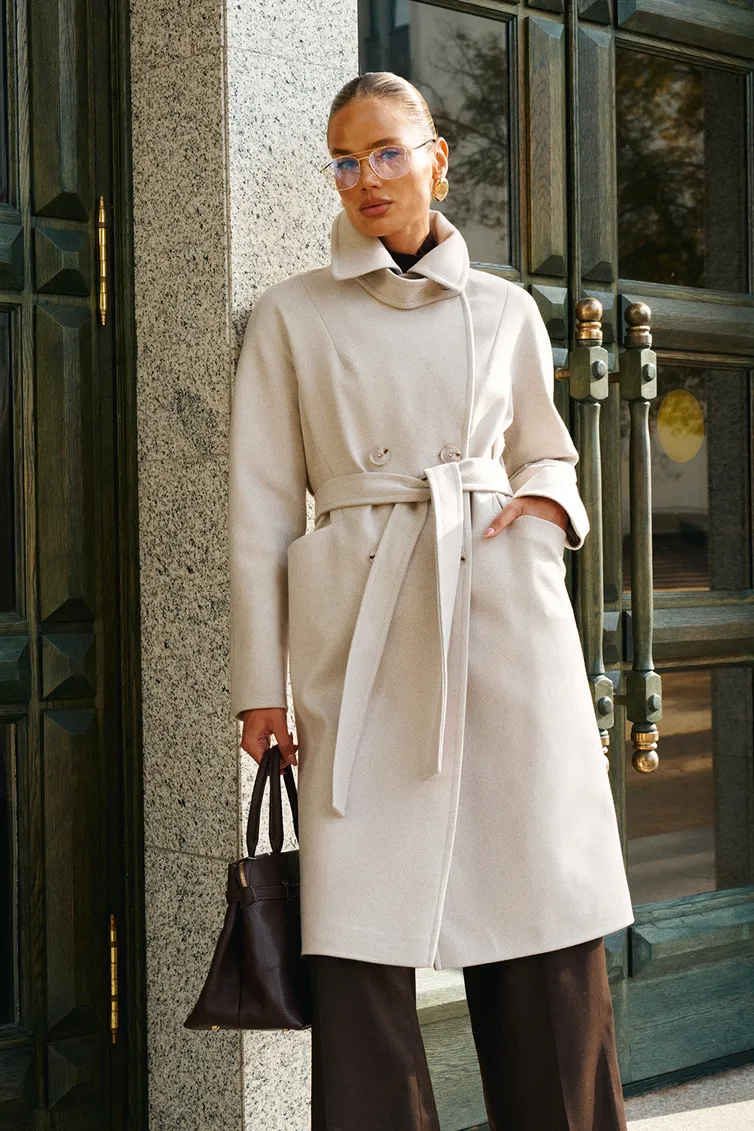 Coat Beautiful & Free #9029 molochnyj
