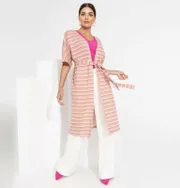 Sweter CHARUTTI #Raskras budni (yarkaya, s poyasom)