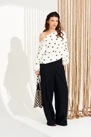 Blouse Elletto Life #13987 molochno-chernyj