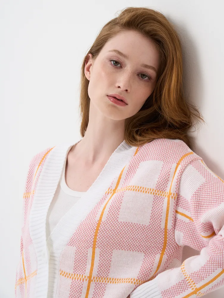 Sweter Newvay #7232-14090 bel/zolotoj ulej/liker