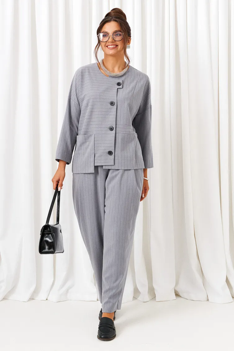 Suit Beautiful & Free #6433 seryj