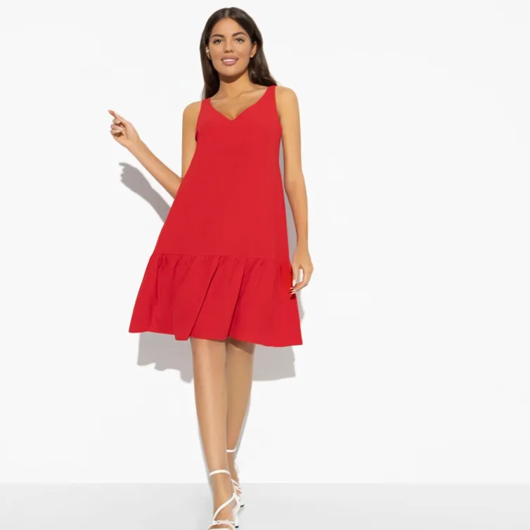 Sukienki CHARUTTI #Dinamichnyj stil (red)
