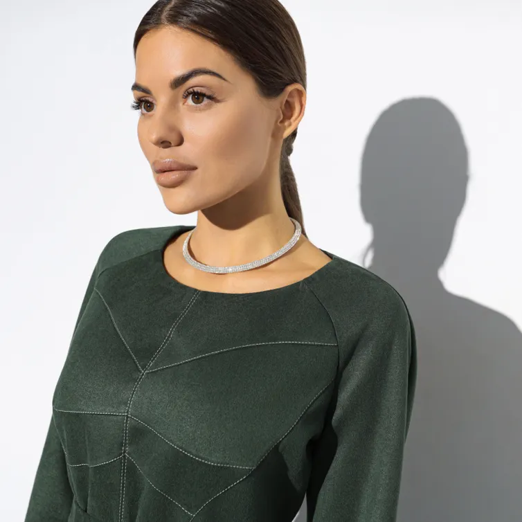 Sukienki CHARUTTI #Formula elegantnosti (green, s poyasom)