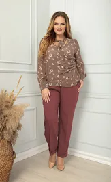 Bluzka SandyNA 13812 korichnevo-bezhevyj v cvety