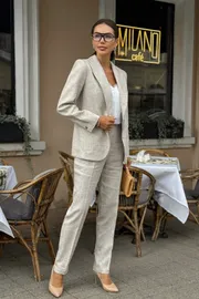 Suit URS #24-330-4