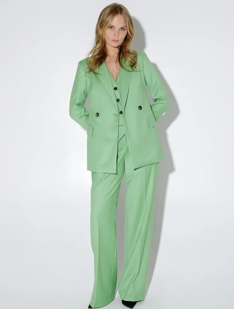 Suit Pirs #5030 svetlo-zelenyj