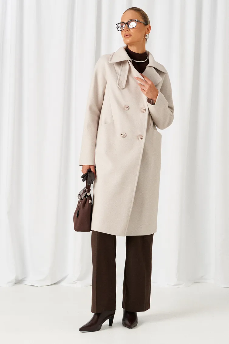 Coat Beautiful & Free #9029 molochnyj