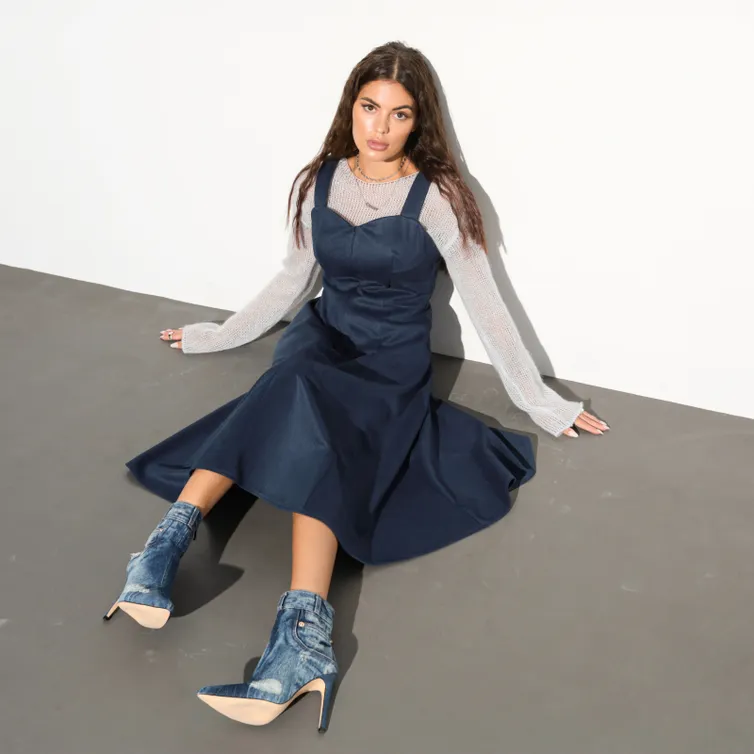 Sukienki CHARUTTI #Idealnaya figura (mist blue)