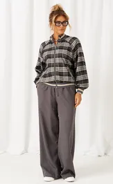 Garnitur Sale 6505 sero-chernyj