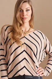 Jumper Elletto Life #3747 Bezhevo-chernyj