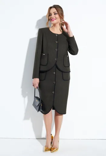 4604