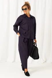 Suit Beautiful & Free #6485 temno-sinij v polosku