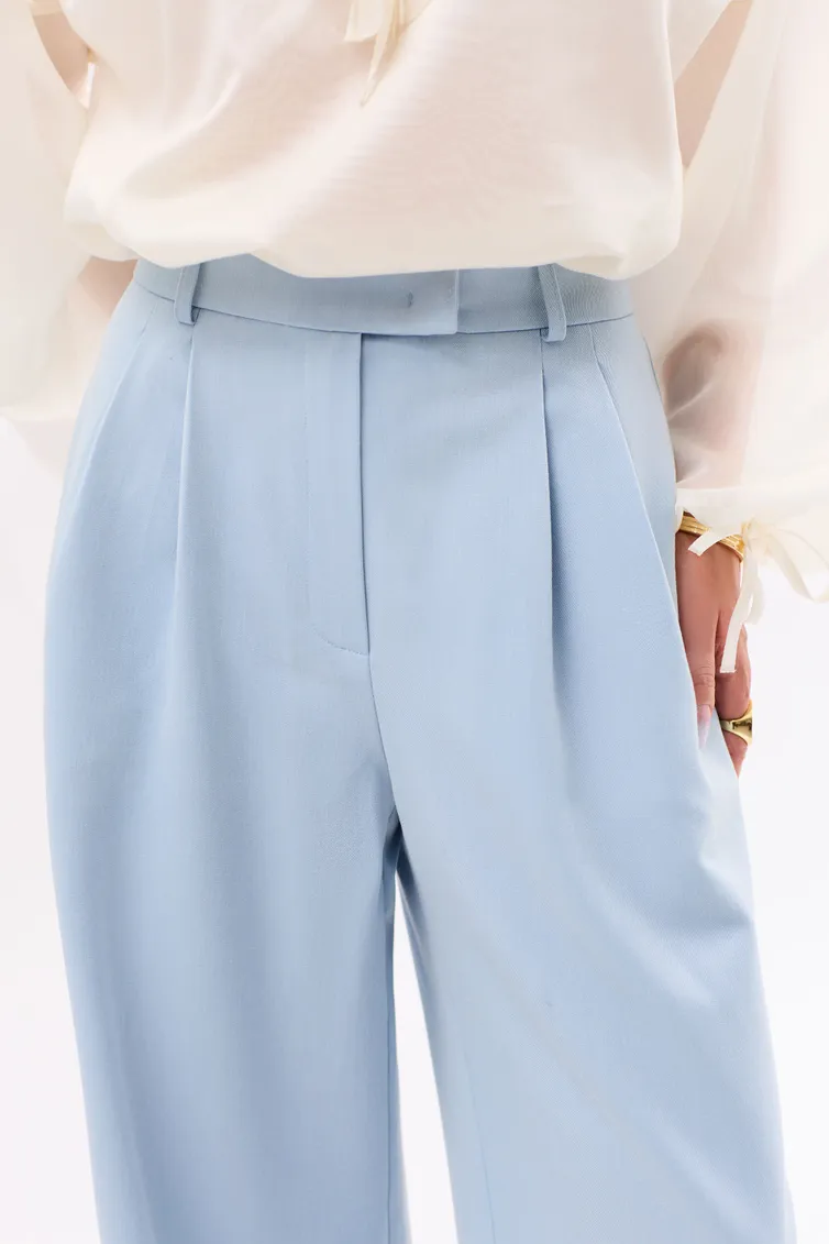 Suit Golden Valley #6739 molochno-goluboj