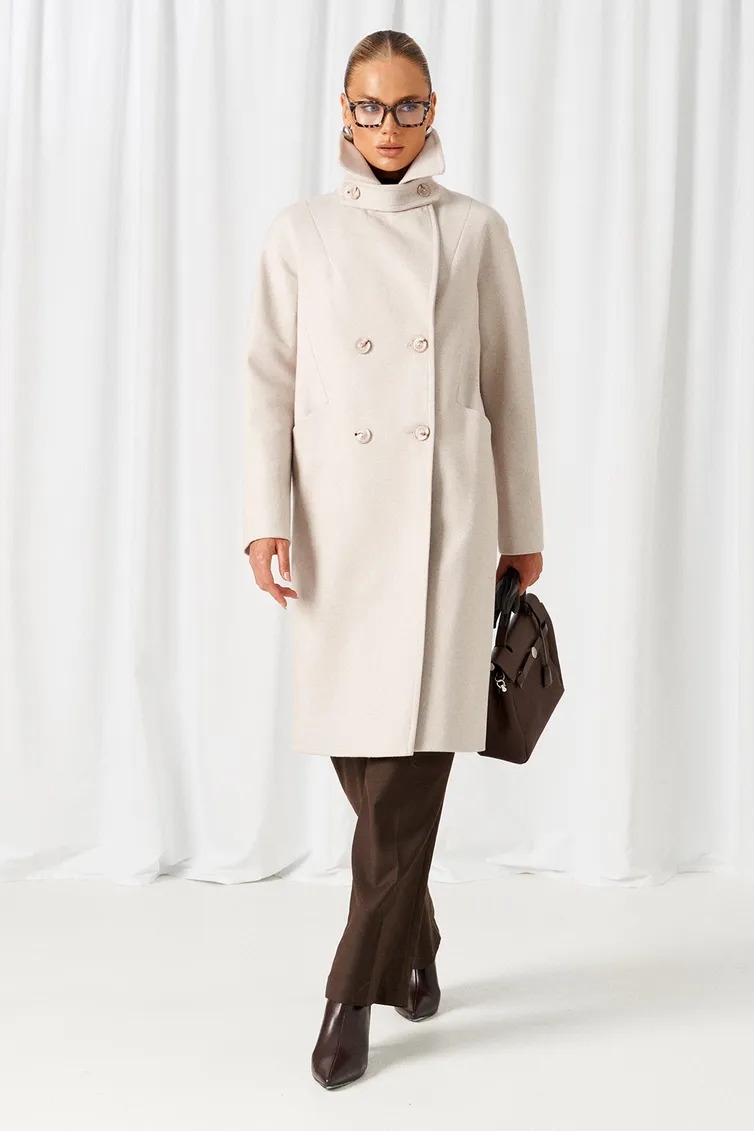 Coat Beautiful & Free #9029 molochnyj