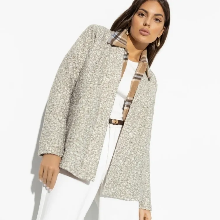 Sweter CHARUTTI #Stil bez povoda (bezh, s poyasom)