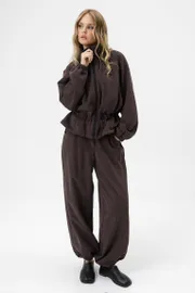 Suit Pirs #6979 korichnevyj