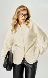 Kurtka Ava fashion M-227 molochnyj