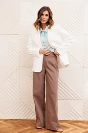 Suit GIZART #5377 molochnyj, kapuchino