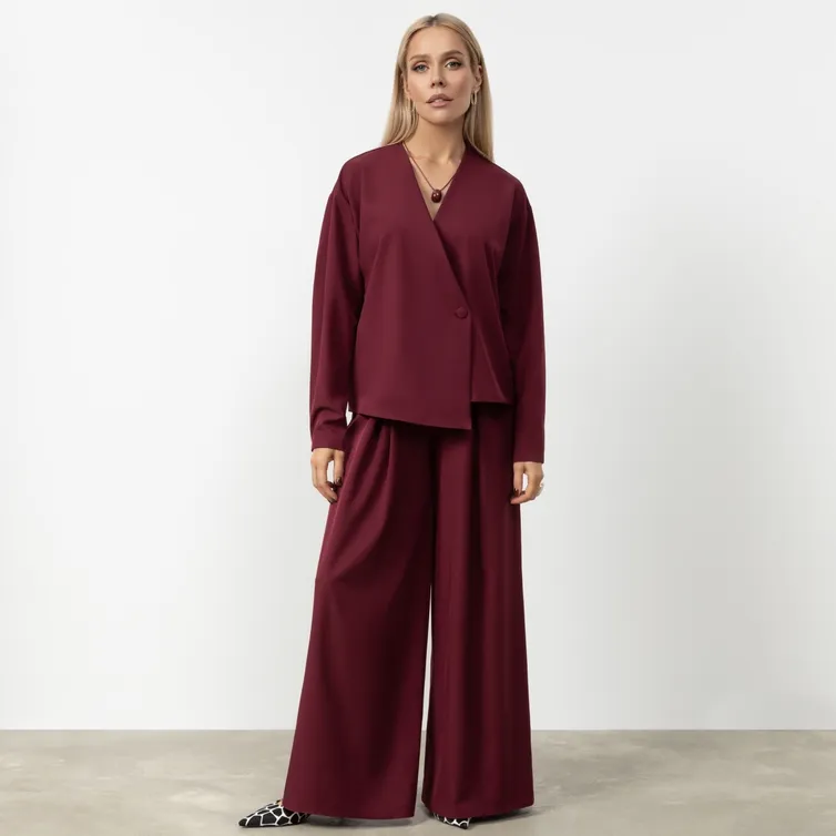 Suit CHARUTTI #Sverx ozhidanij (2 v 1)