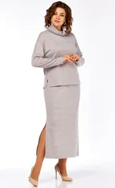 Suit LadyThreeStars 2541 svetlo-seryj