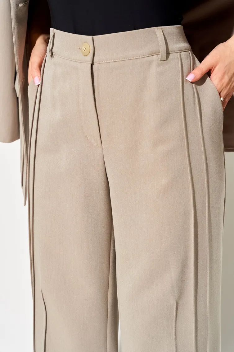 Suit LAIKONY #L-484 bezhevyj