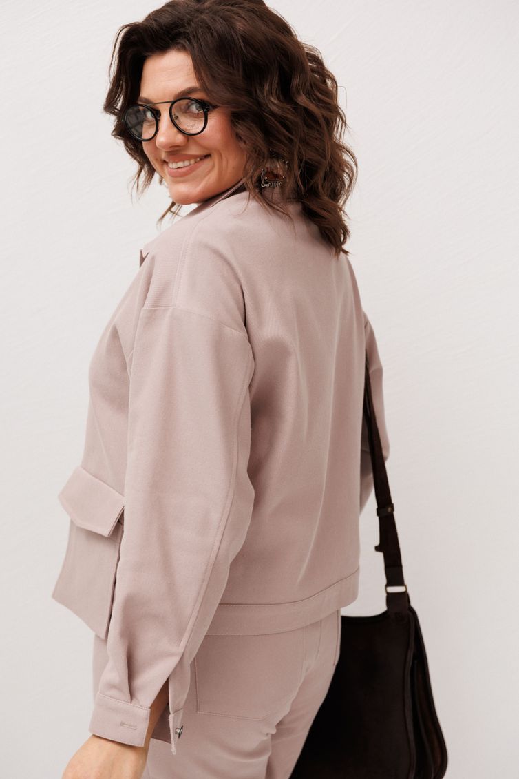 Джемперы, кардиганы, жакеты Anelli Laurel арт. 1528.1 кленовый сахар