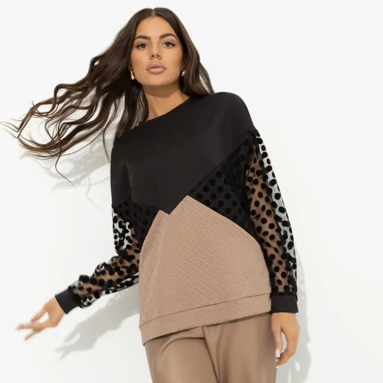 Bluza CHARUTTI #Lyubimyj obraz (black woman)