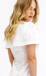 Sukienka Pirs 6874 molochnyj