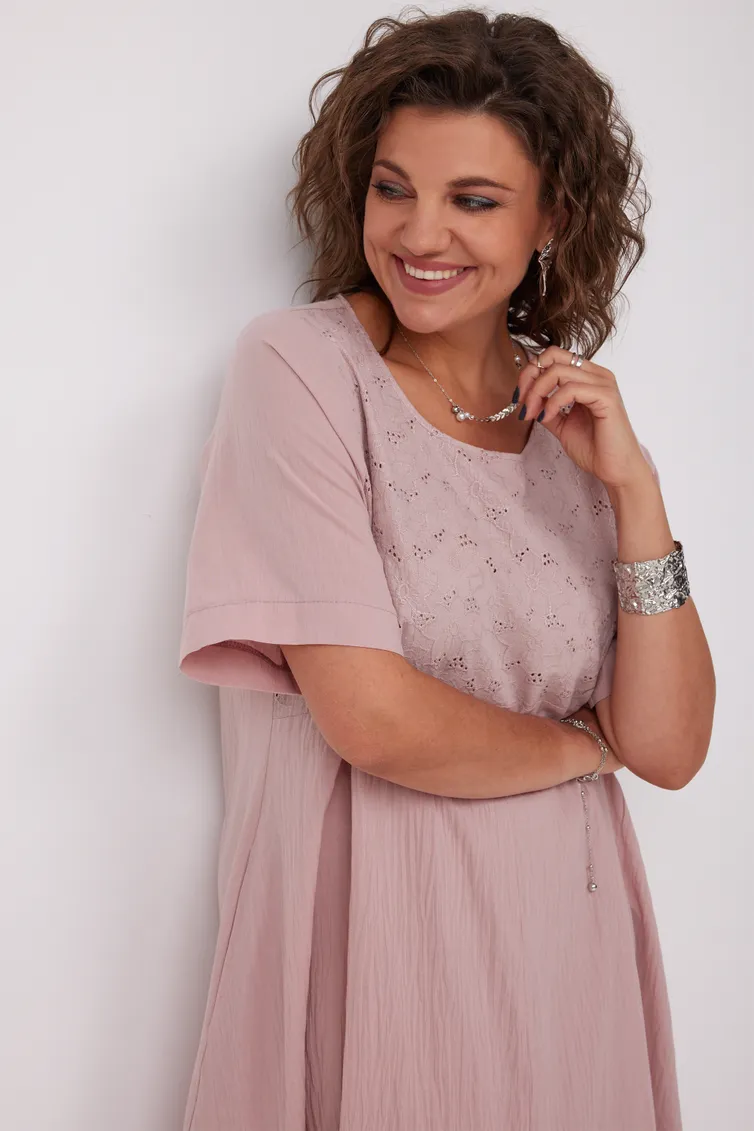 Sukienka BegiModa #1049 pylnaya roza