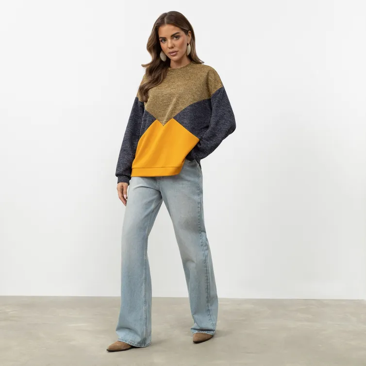 Sweatshirt CHARUTTI #Lyubimyj obraz (modnica)