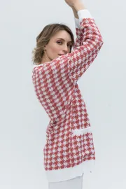 Cardigan Romgil #TZ692P belyj, temno-korallovyj