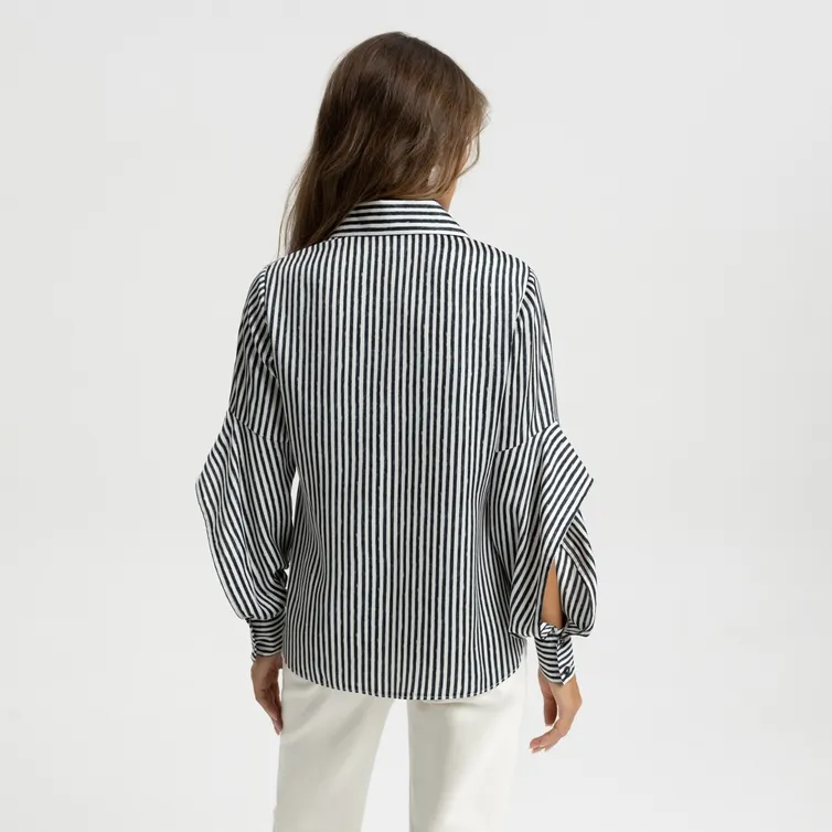 Shirt CHARUTTI #Lomayu stereotipy (klassika)