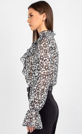 Blouse VIZAVI 744 cherno-belyj