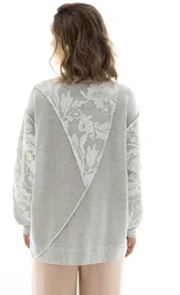 Sweatshirt CHARUTTI Granicy nezhnosti (simvol stilya)