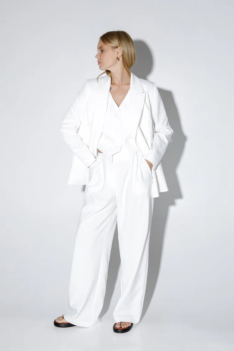 Suit Pirs #5290 molochnyj