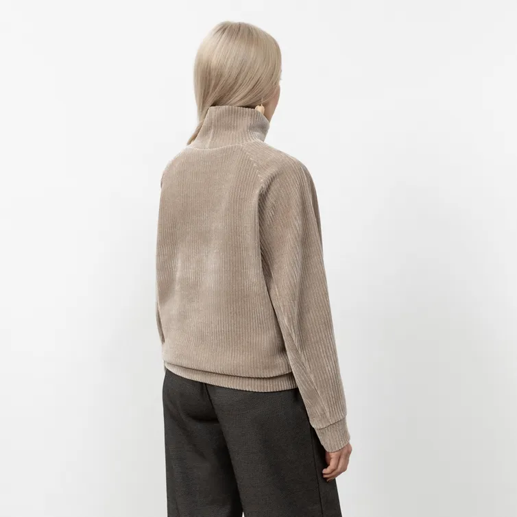 Jumper CHARUTTI #Bolshe chuvstva (bezh)
