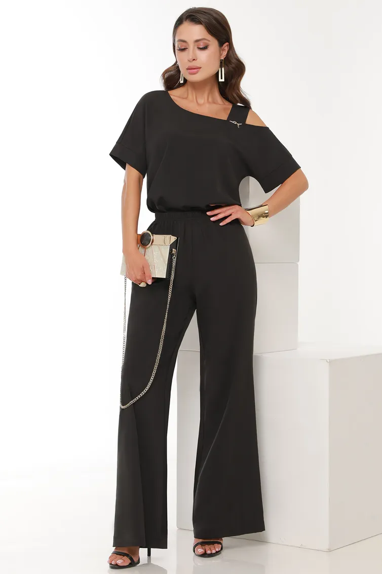 Garnitury damskie DS Trend #K-0883-0115-05 (chernyj s otkrytym plechom)