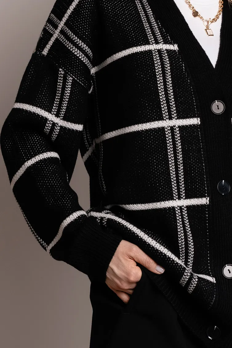 Sweter Romgil #TZ896P chernyj, belyj