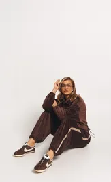 Suit Verita moda N-2449 shokolad