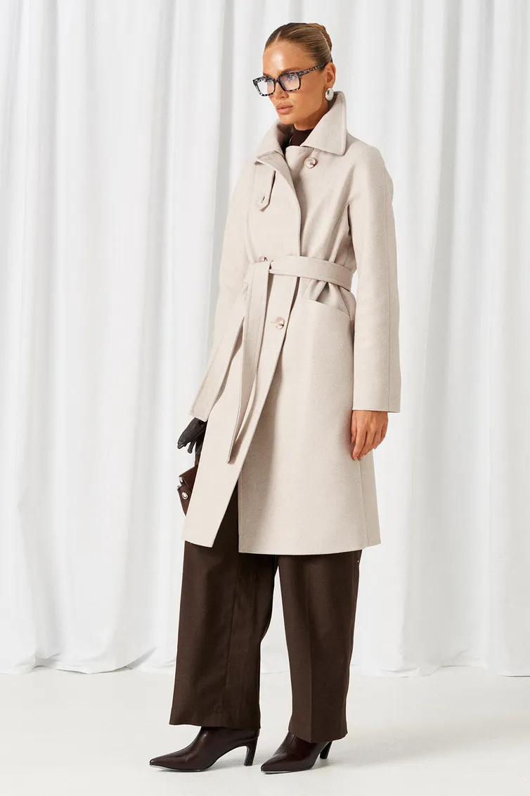 Coat Beautiful & Free #9029 molochnyj