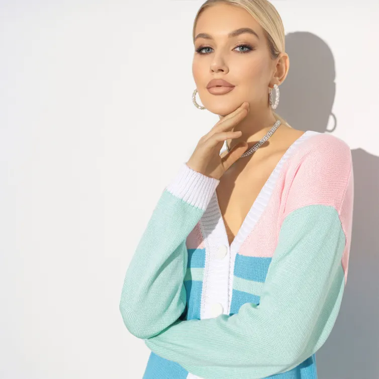 Sweter CHARUTTI #Zalipatelnyj look (pastel)