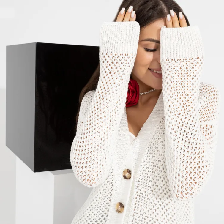 Sweter CHARUTTI #So stranic Vogue
