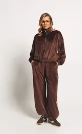 Suit Verita moda N-2449 shokolad
